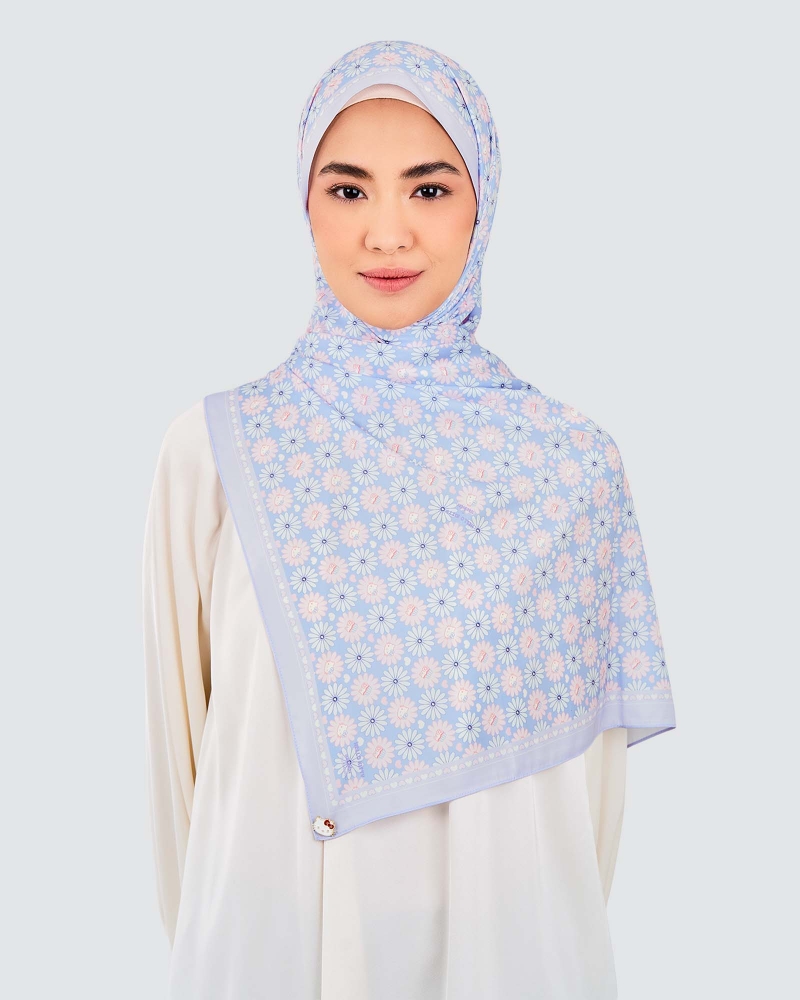 Image of HELLO KITTY X NAELOFAR SHAWL - BLUEBELL