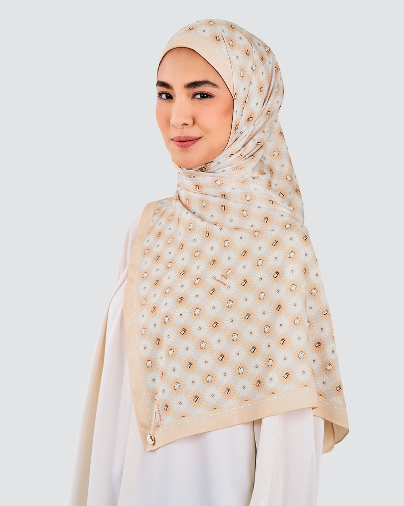 Image of HELLO KITTY X NAELOFAR SHAWL - DANDELION