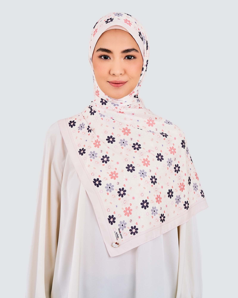 Image of HELLO KITTY X NAELOFAR SHAWL - SPRINKLES