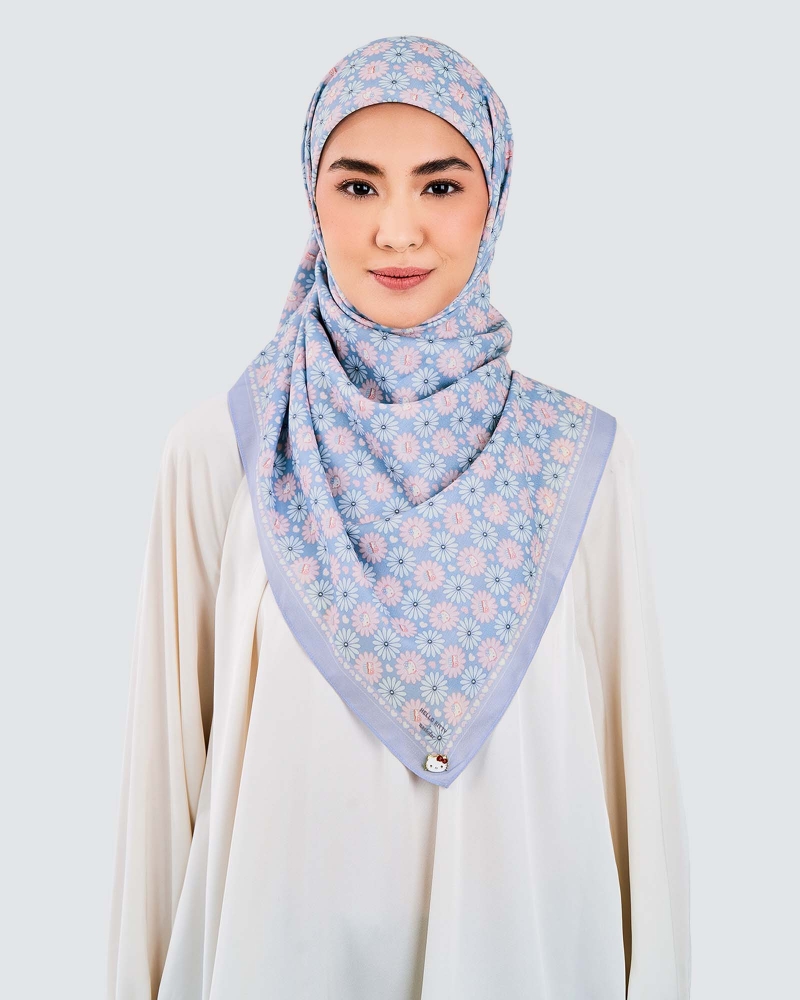 Image of HELLO KITTY X NAELOFAR SQUARE - BLUEBELL