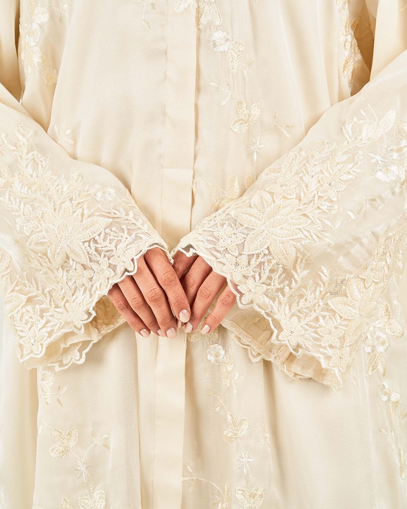 Image of HUSNA ABAYA - VANILLA