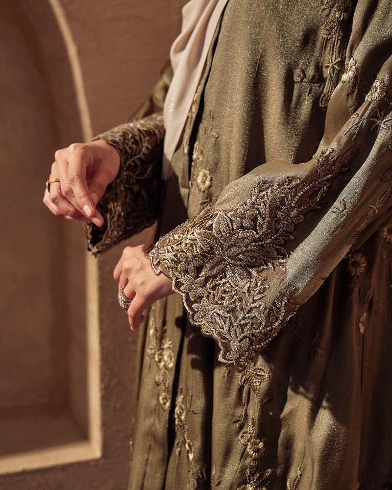 Image of HUSNA ABAYA - WINTER MOSS