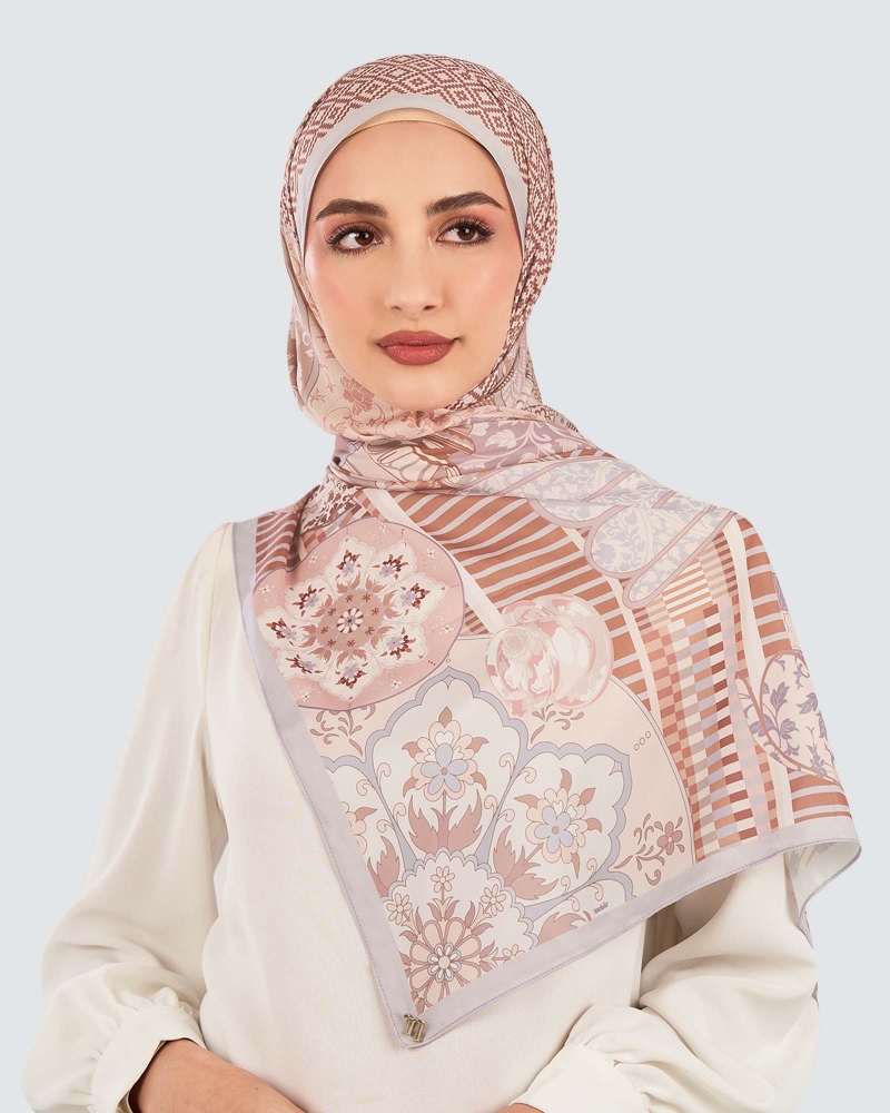 JAMUAN MATTE SATIN SHAWL - BAHULU