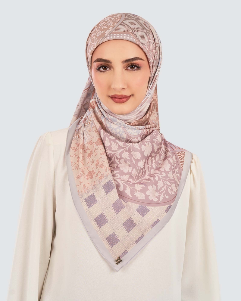 JAMUAN MATTE SATIN SQUARE - BAHULU