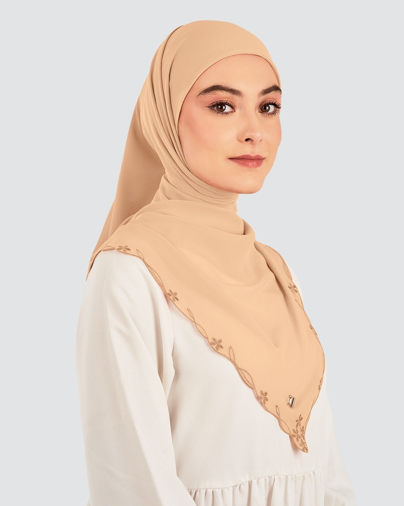 Image of KASTURI SULAM SQUARE - APRICOT