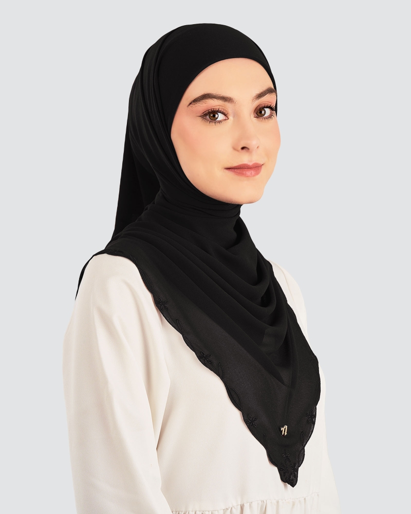 Image of KASTURI SULAM SQUARE - BLACK