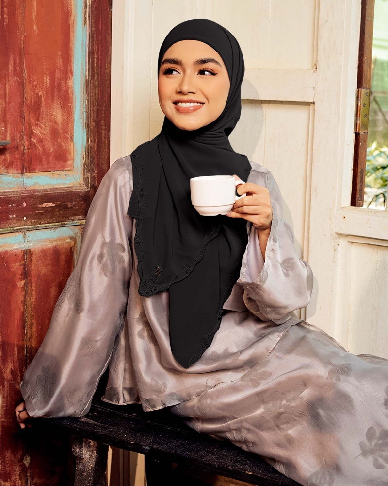 KASTURI SULAM SQUARE - BLACK