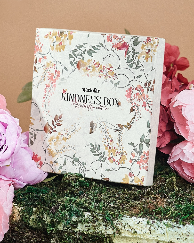 THE KINDNESS BOX BUTTERFLY - POWDER BLUE