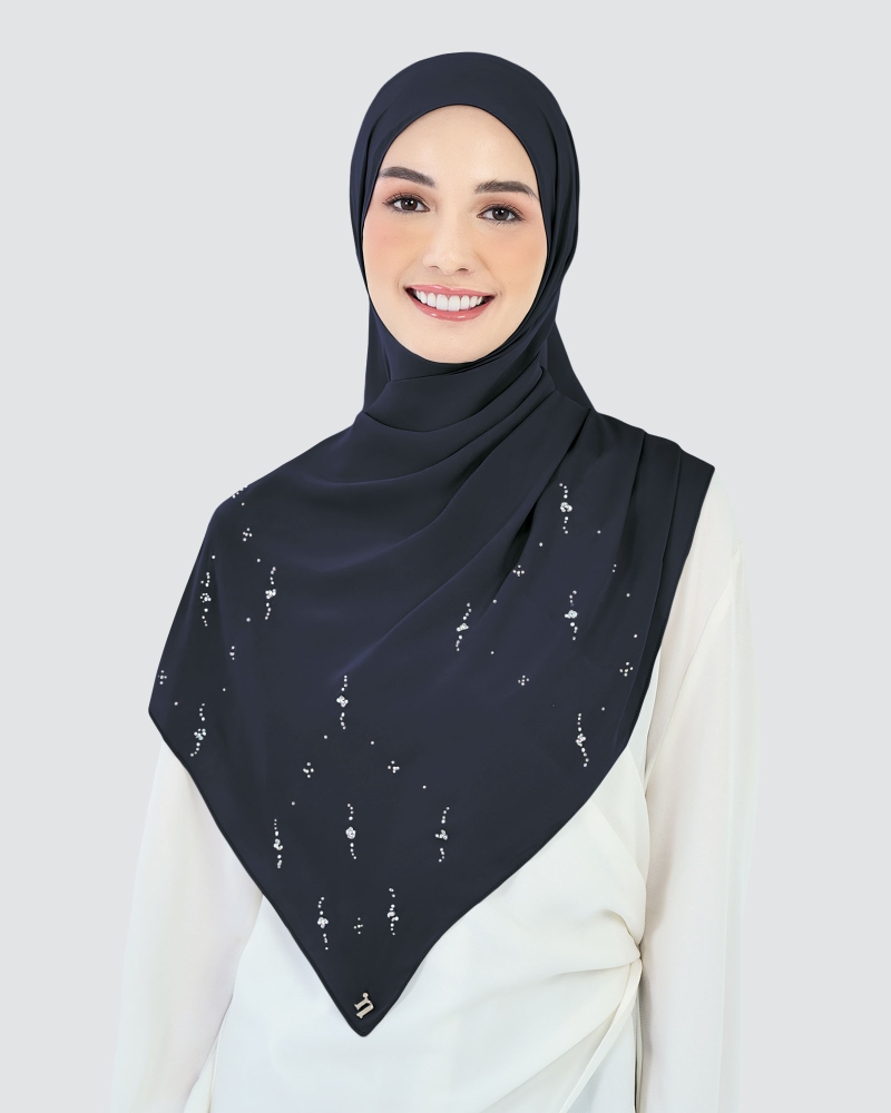 Image of LADY CLARA MATTE SATIN SHAWL