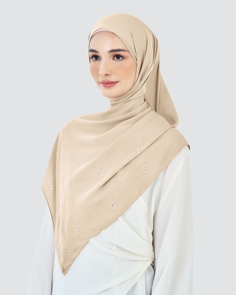 Image of LADY CLARA MATTE SATIN SHAWL