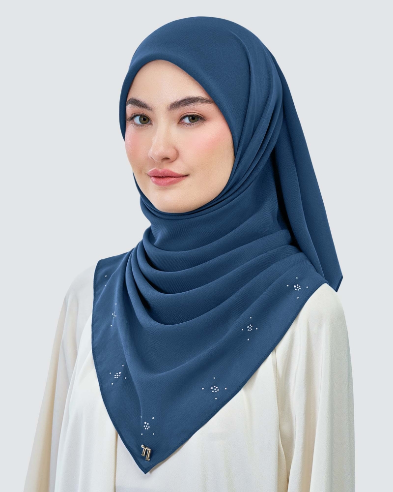 Image of LADY REINA WOOL CHIFFON SQUARE