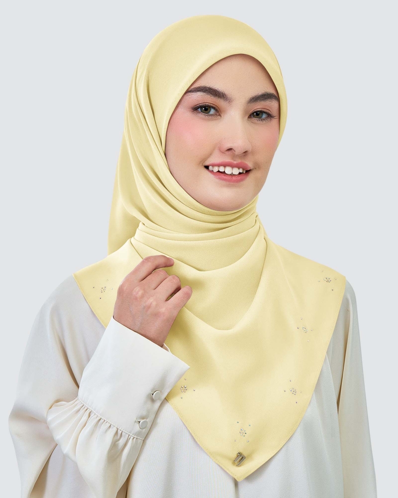 Image of LADY REINA WOOL CHIFFON SQUARE