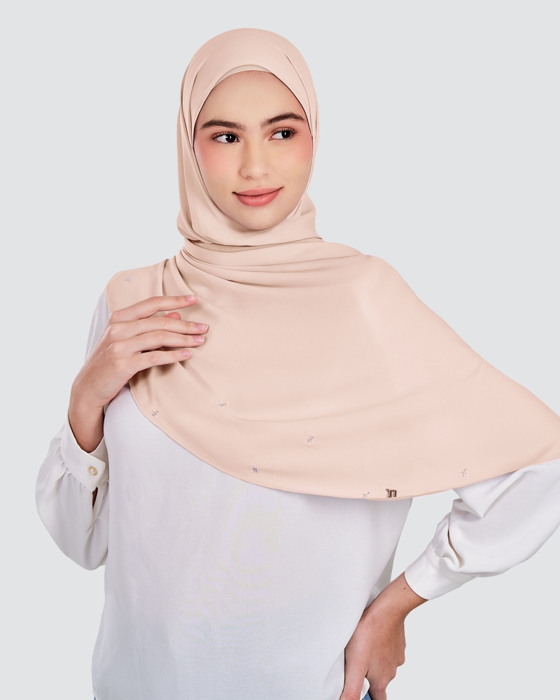 Image of LADY SARAH CRYSTAL SHAWL - CREPE