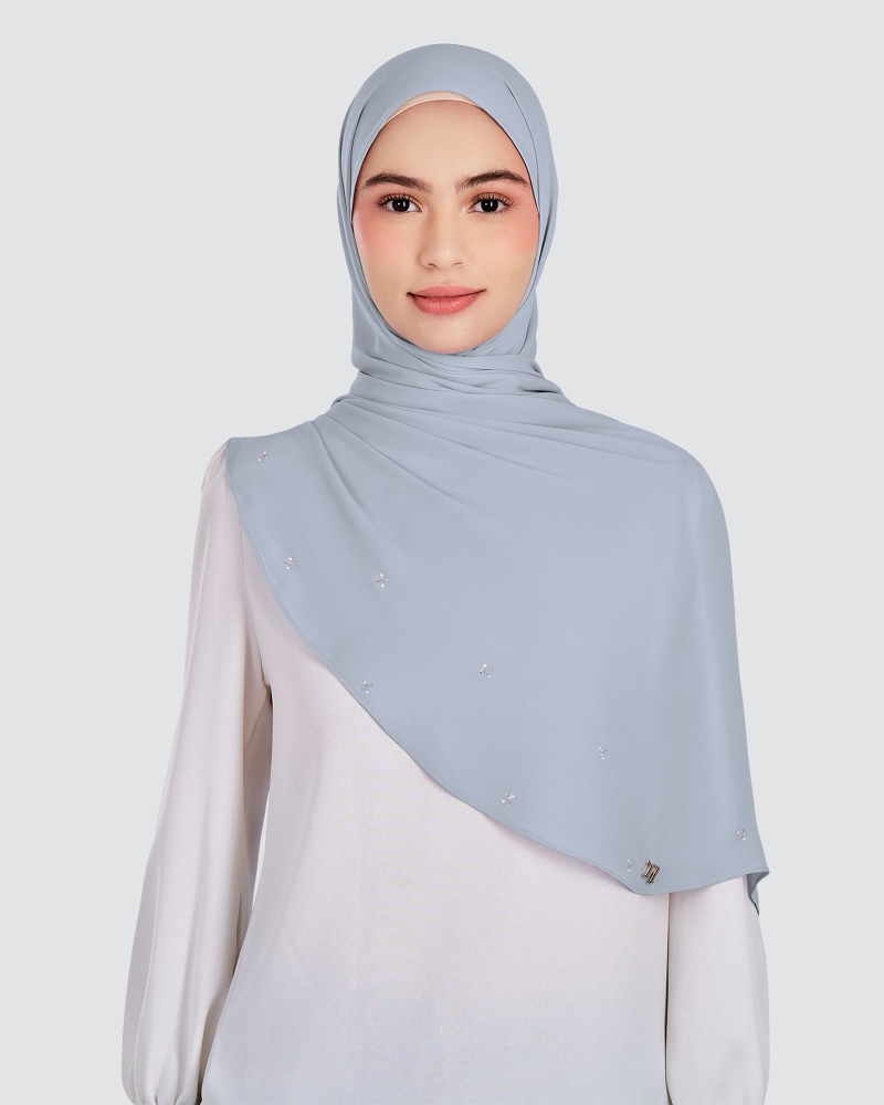 Image of LADY SARAH CRYSTAL SHAWL - WATERFALL