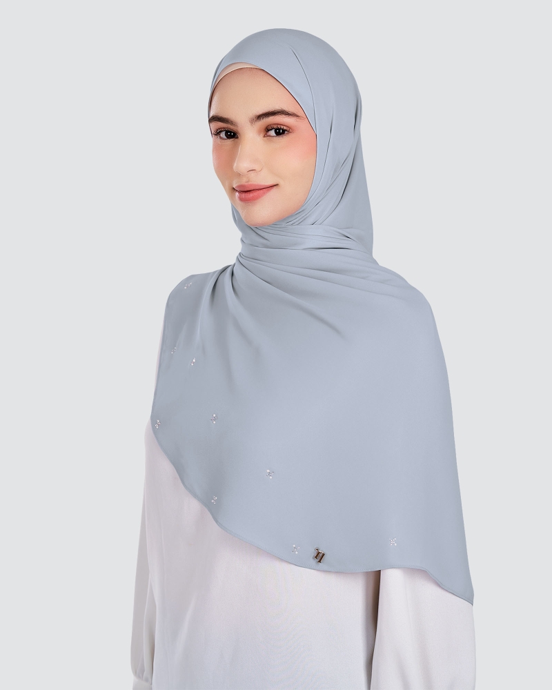 Image of LADY SARAH CRYSTAL SHAWL - WATERFALL