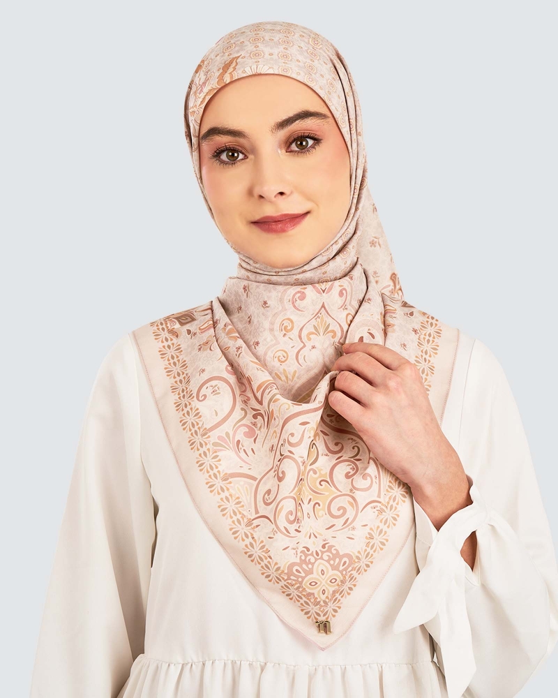 Image of LAKARAN COTTON VOILE SQUARE - ZAFRAN