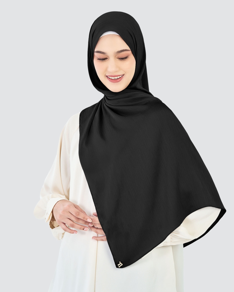 Image of LEILA LINE SATIN SHAWL