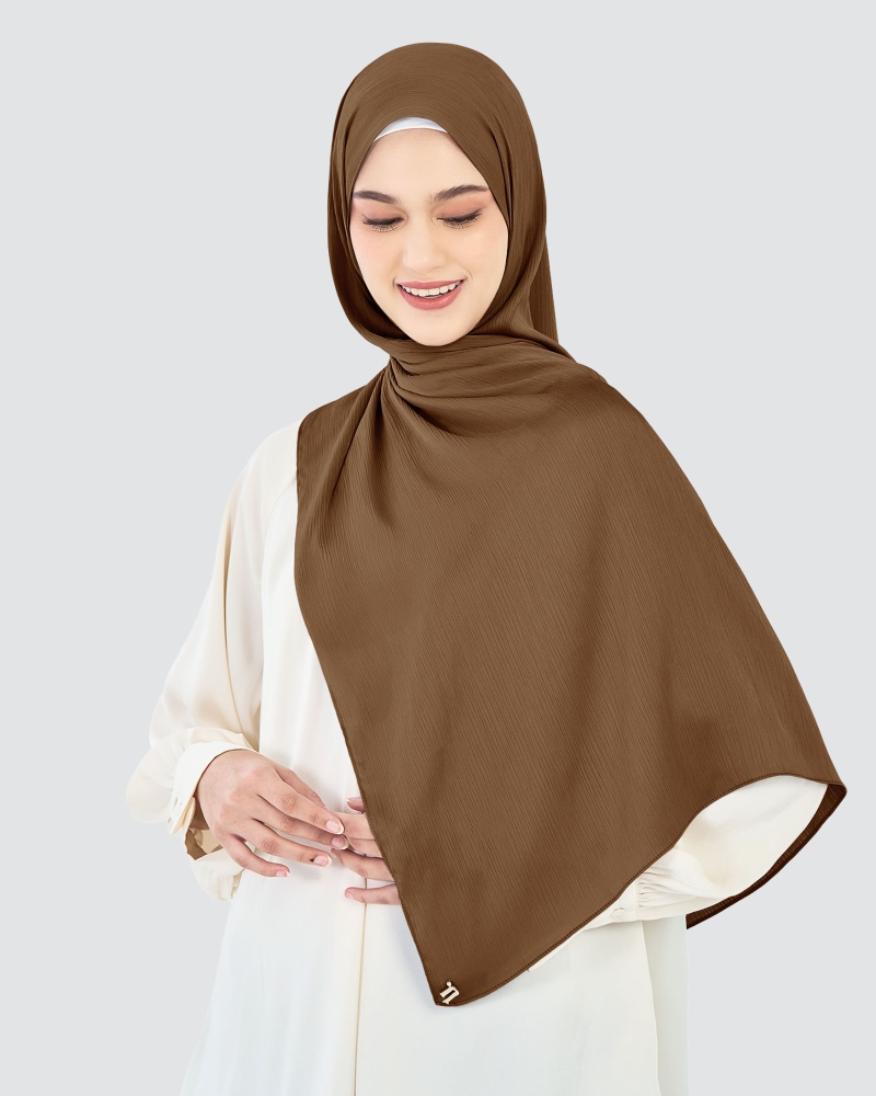 Image of LEILA LINE SATIN SHAWL