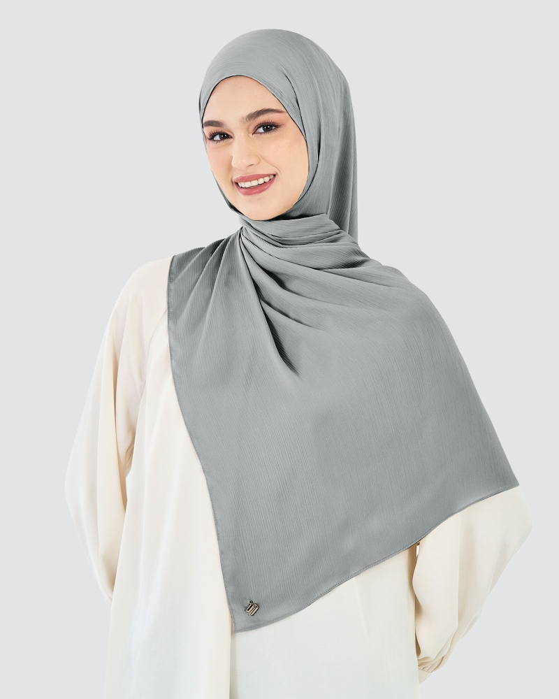 Image of LEILA LINE SATIN SHAWL