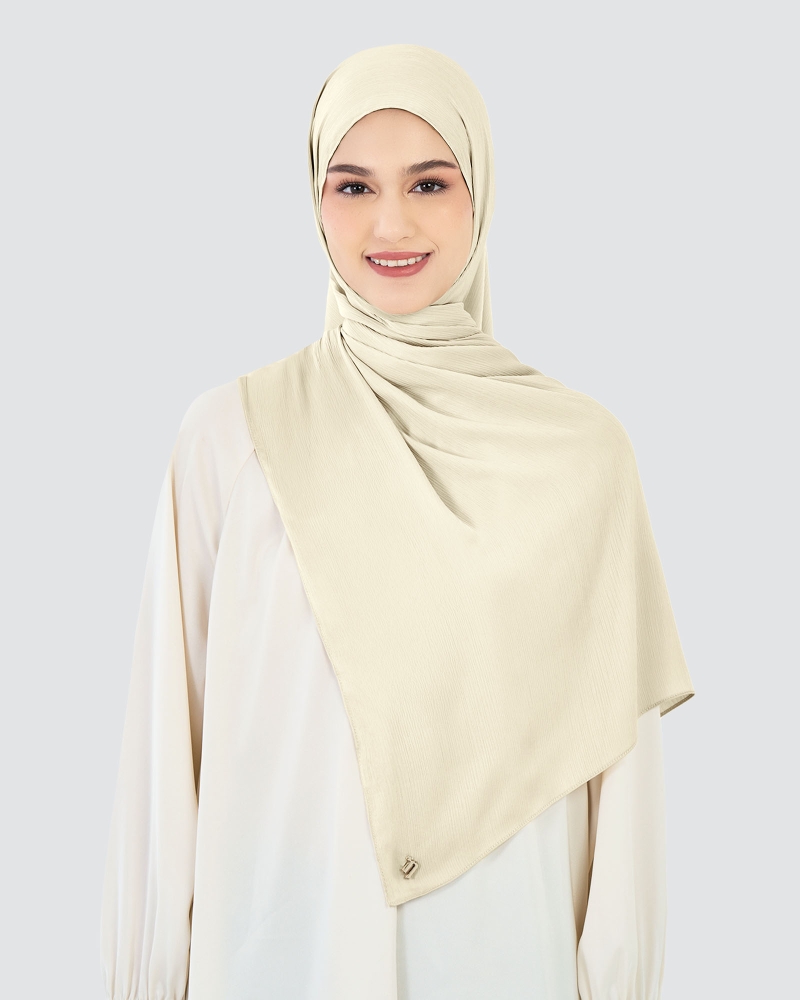 Image of LEILA LINE SATIN SHAWL