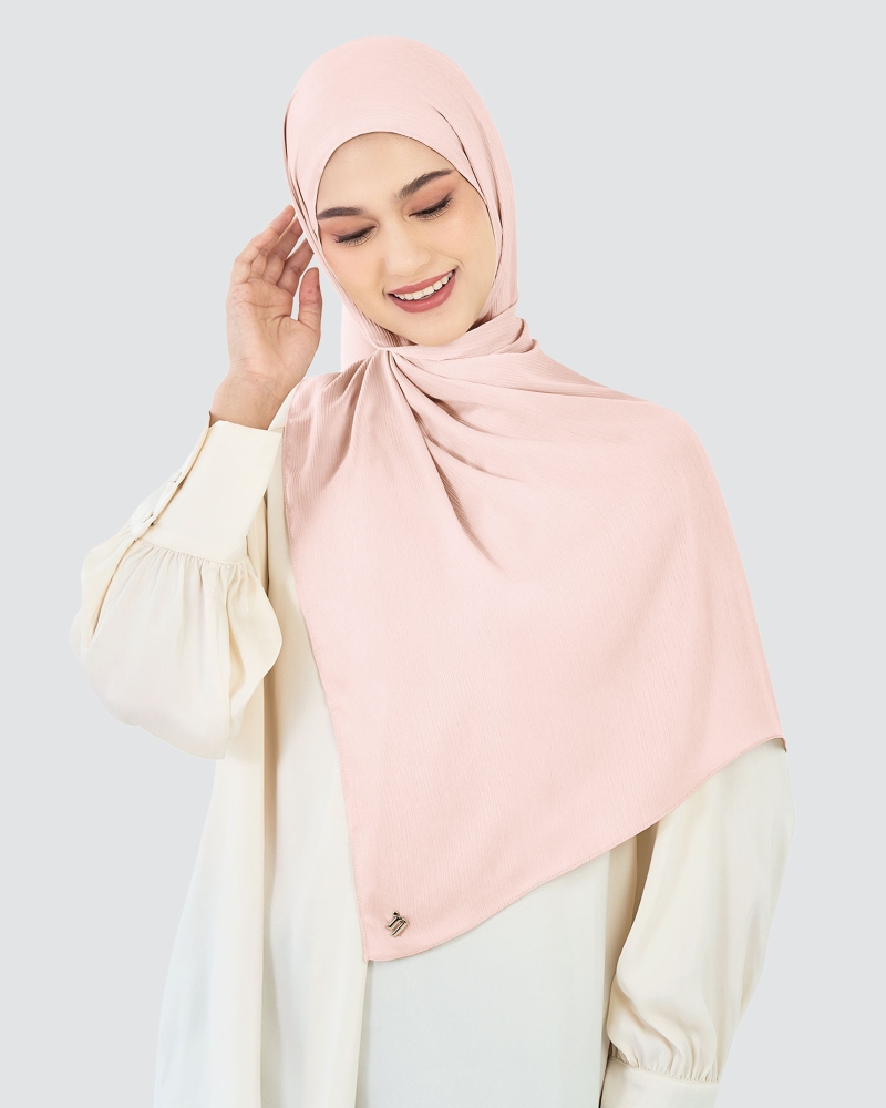 Image of LEILA LINE SATIN SHAWL