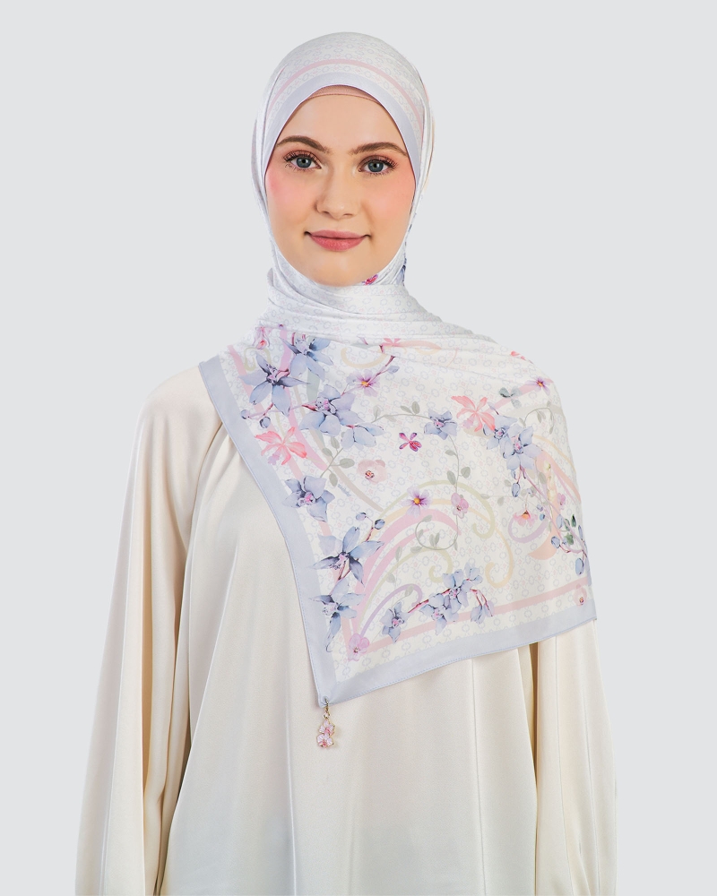 Image of THE BUNGA SERIES: LOVE LANGUAGE SHAWL - LOVE