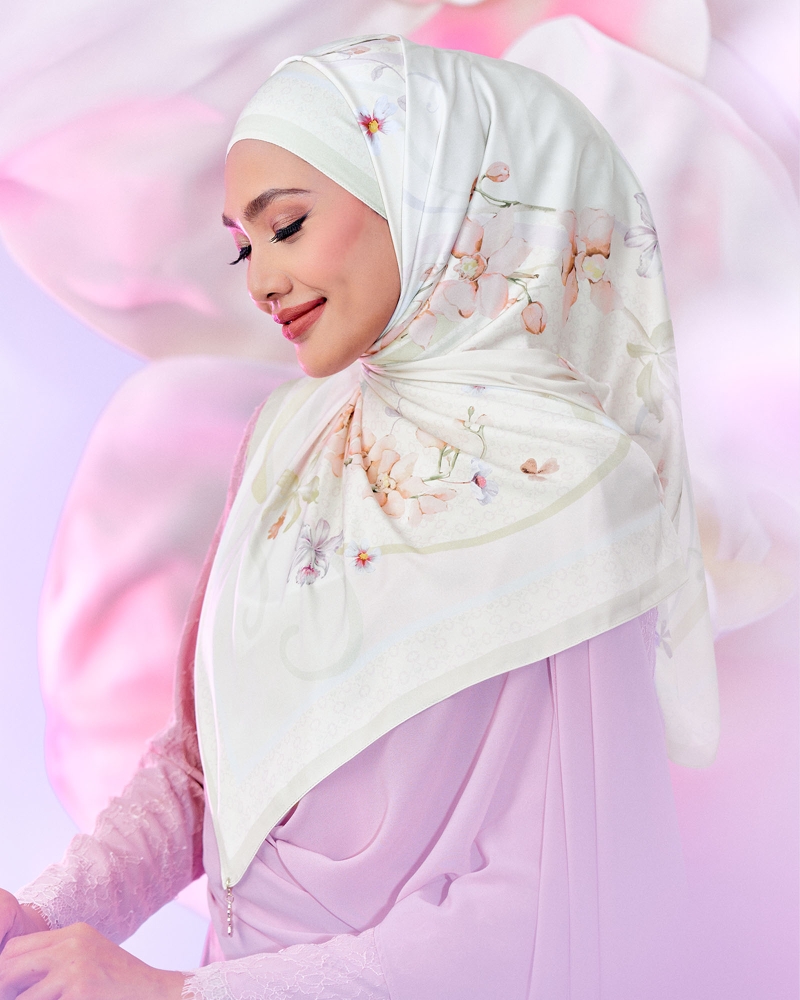 Image of THE BUNGA SERIES: LOVE LANGUAGE SHAWL - SUNSHINE