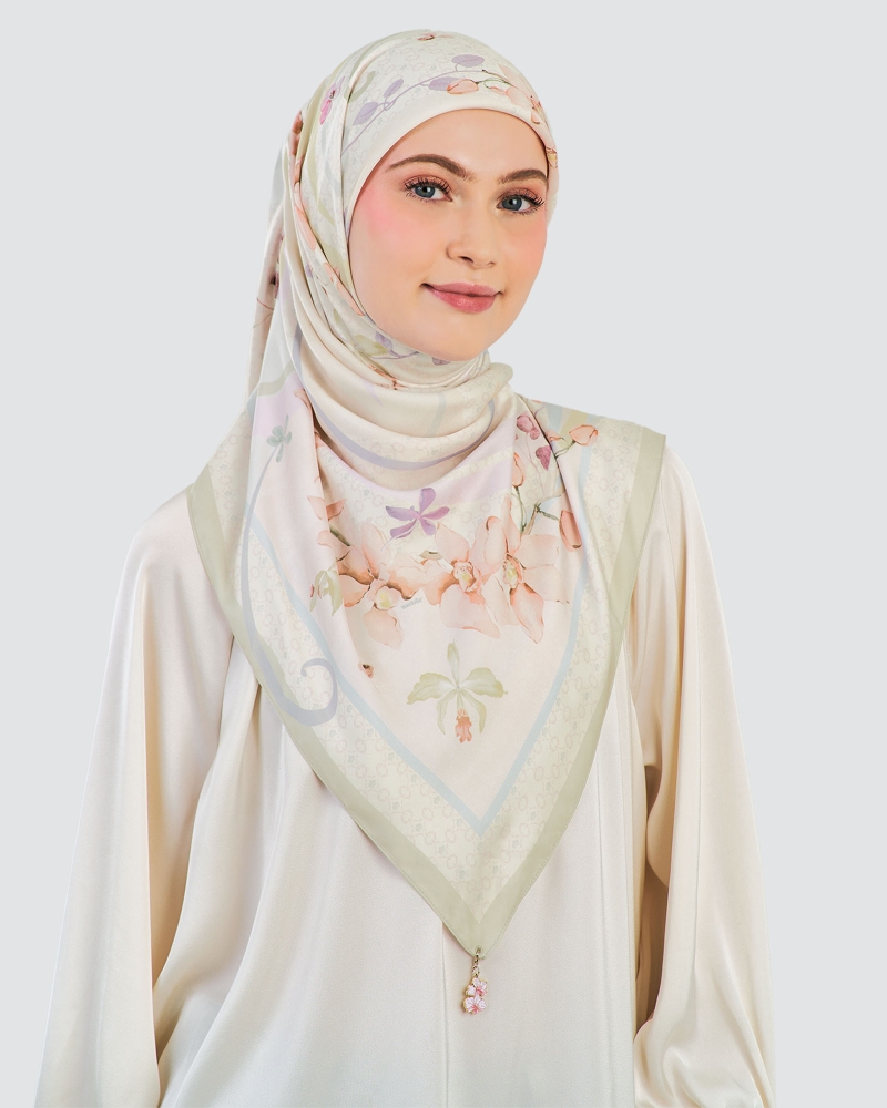 Image of THE BUNGA SERIES: LOVE LANGUAGE SQUARE - SUNSHINE