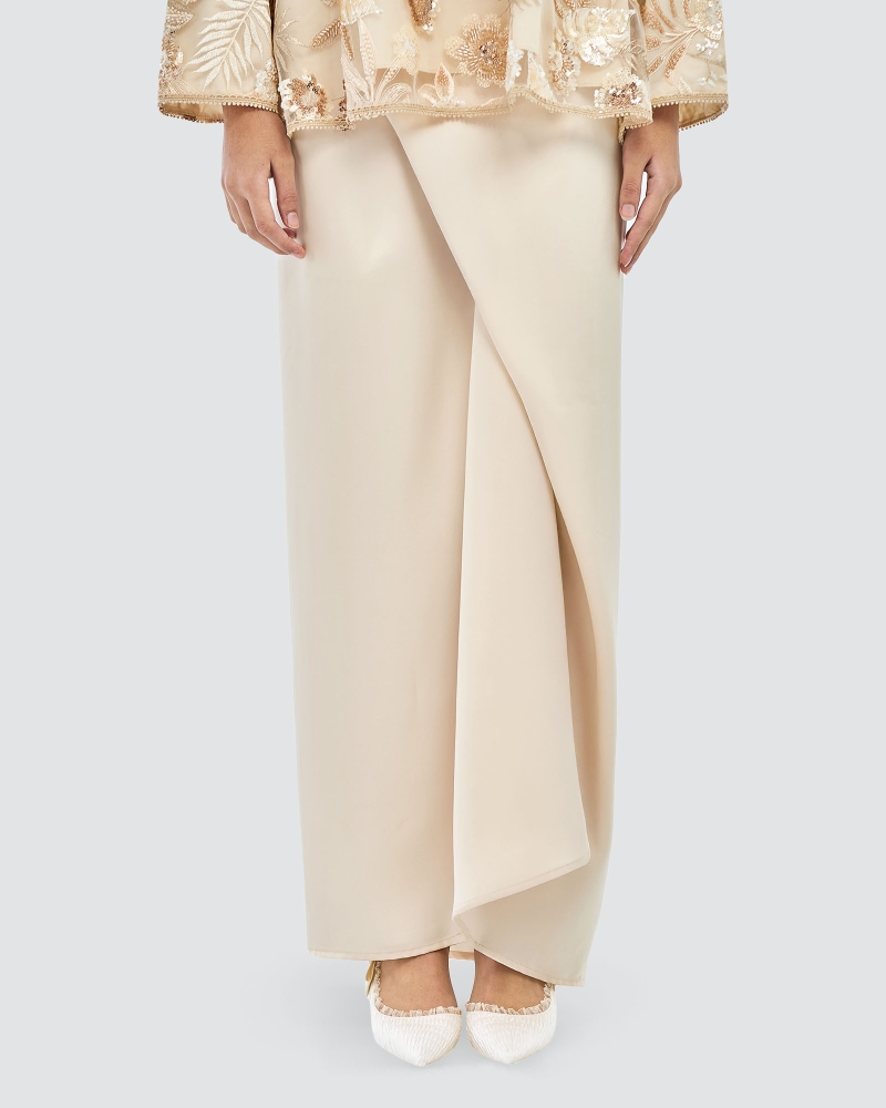 Image of LUXE THALINA KURUNG SET