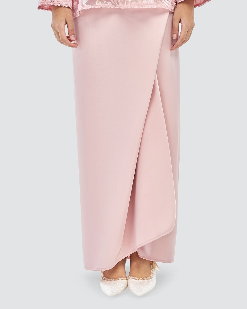 Image of LUXE THALINA KURUNG SET