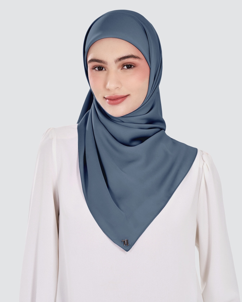 Image of MARISA MATTE SATIN SQUARE