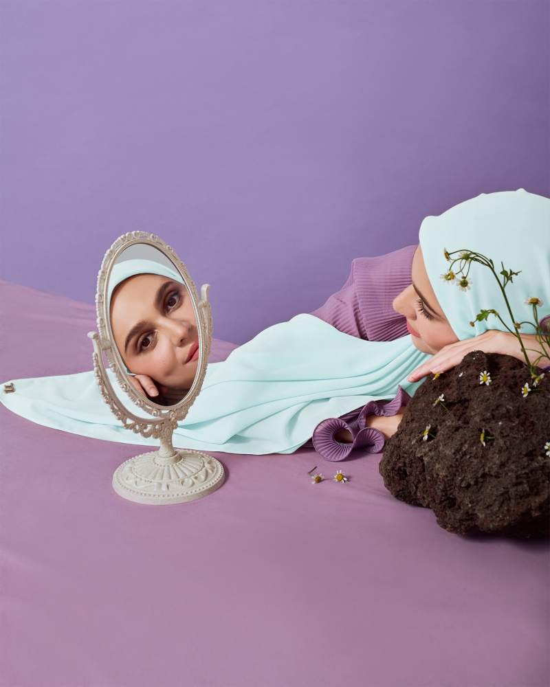 Image of MAYA MATTE SATIN SQUARE - ICE BLUE