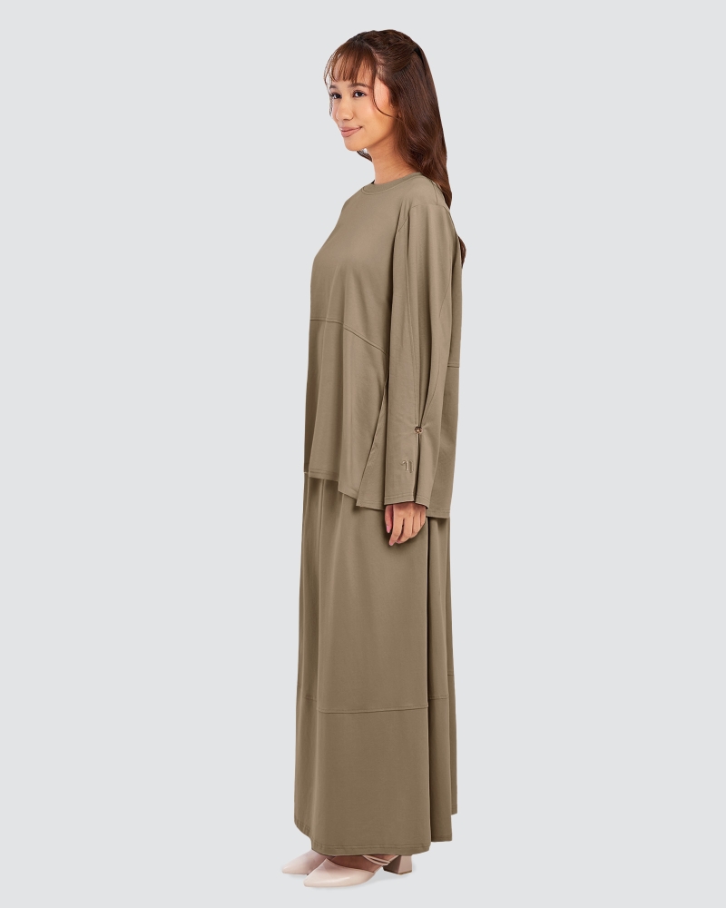 Image of MILA RELAXED FIT TOP - BROWN