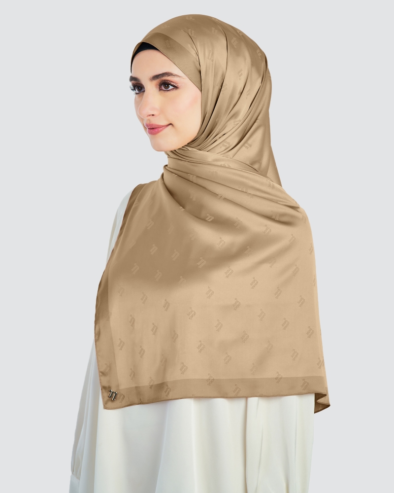 Image of MODA WOVEN SHAWL - CROISSANT