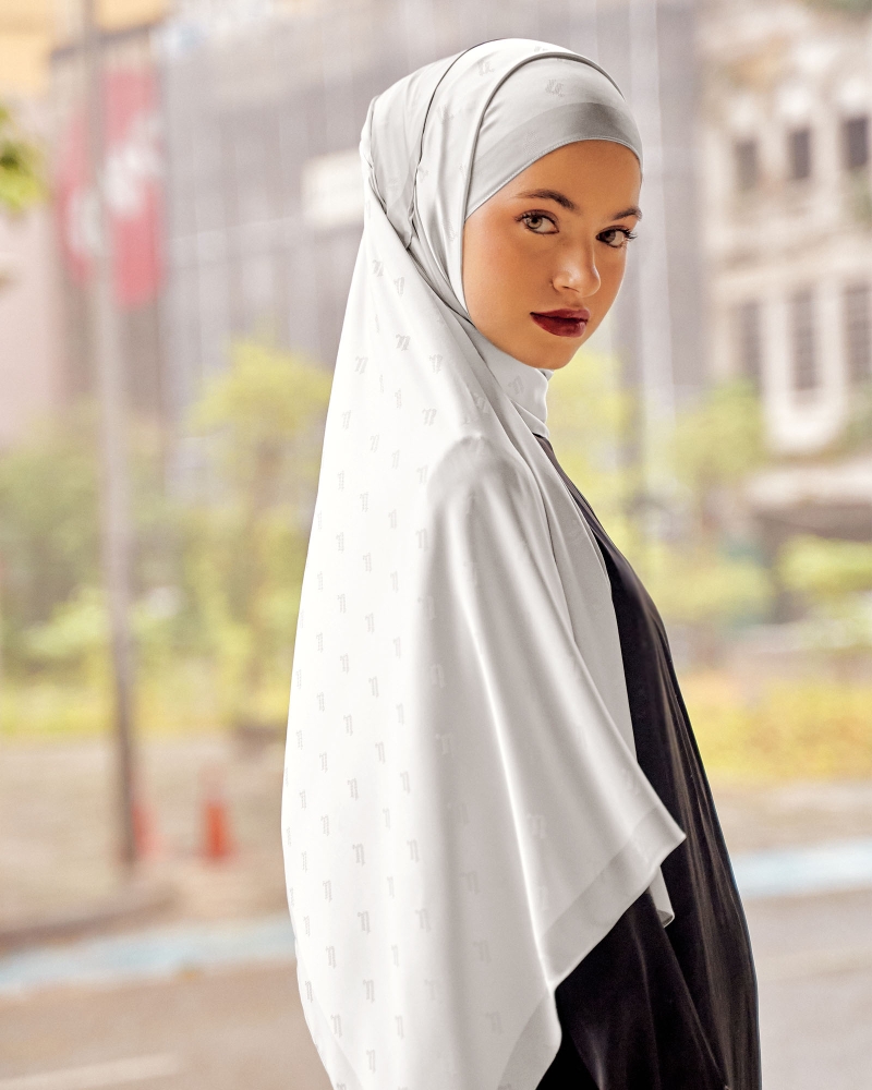 Image of MODA WOVEN SHAWL - DOVE