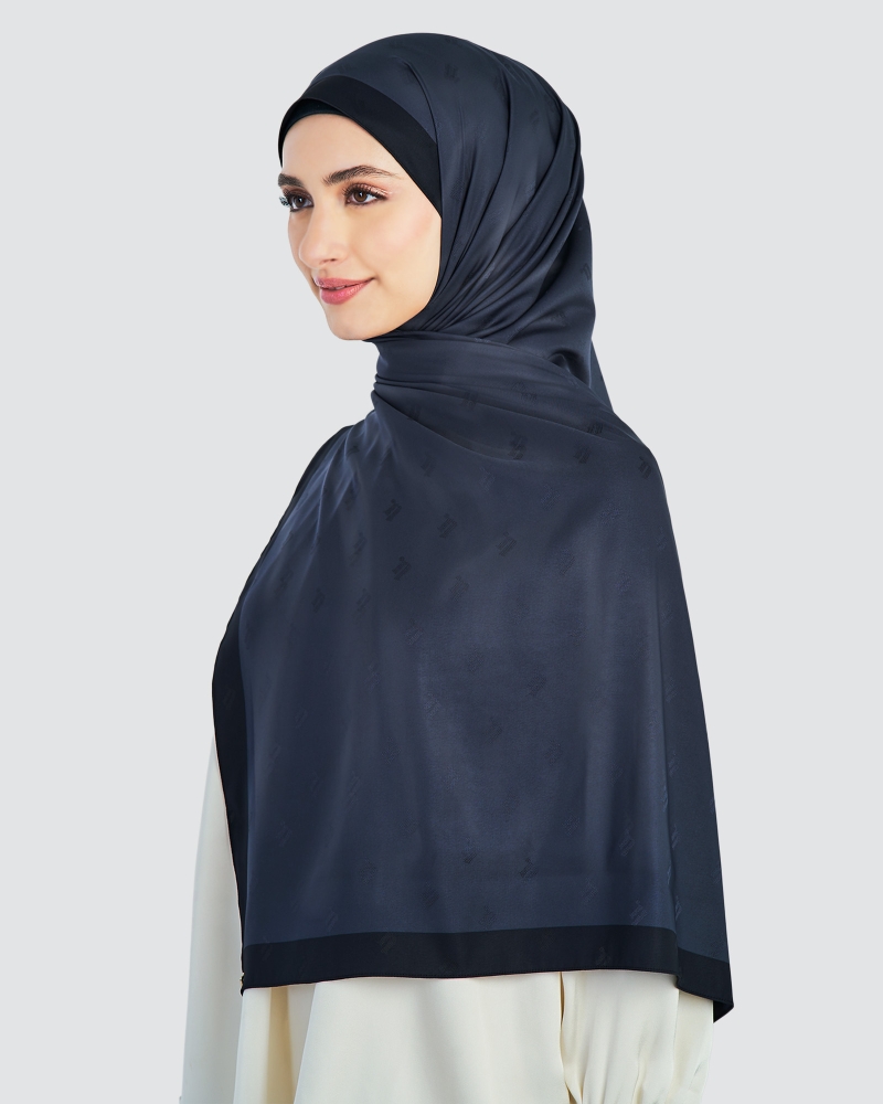 Image of MODA WOVEN SHAWL - NAVY