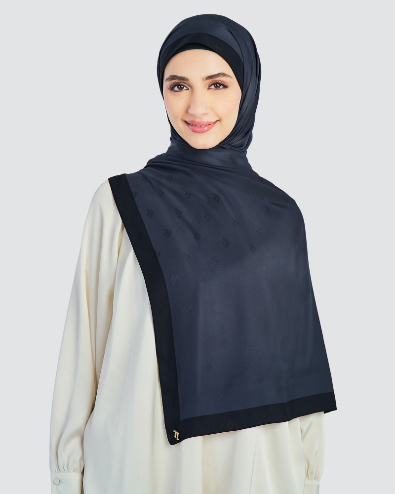 Image of MODA WOVEN SHAWL - NAVY