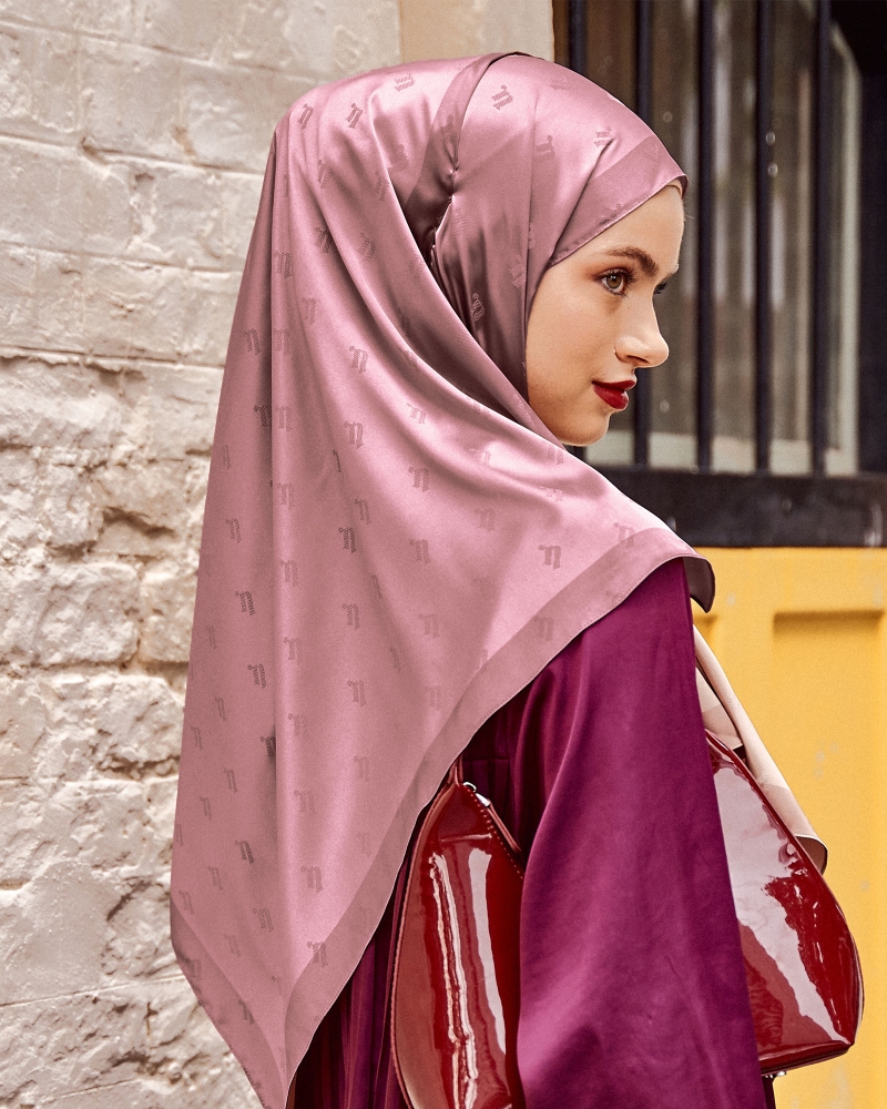 Image of MODA WOVEN SHAWL - ROSE TEA