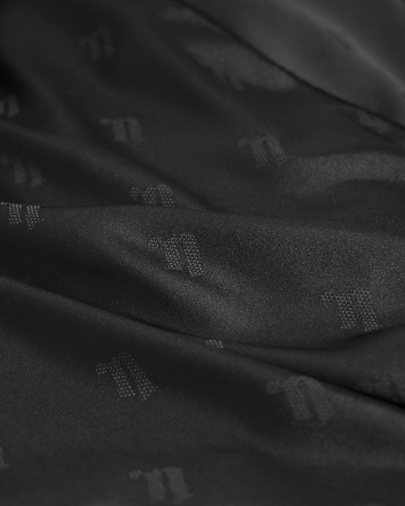 Image of MODA WOVEN SQUARE - BLACK