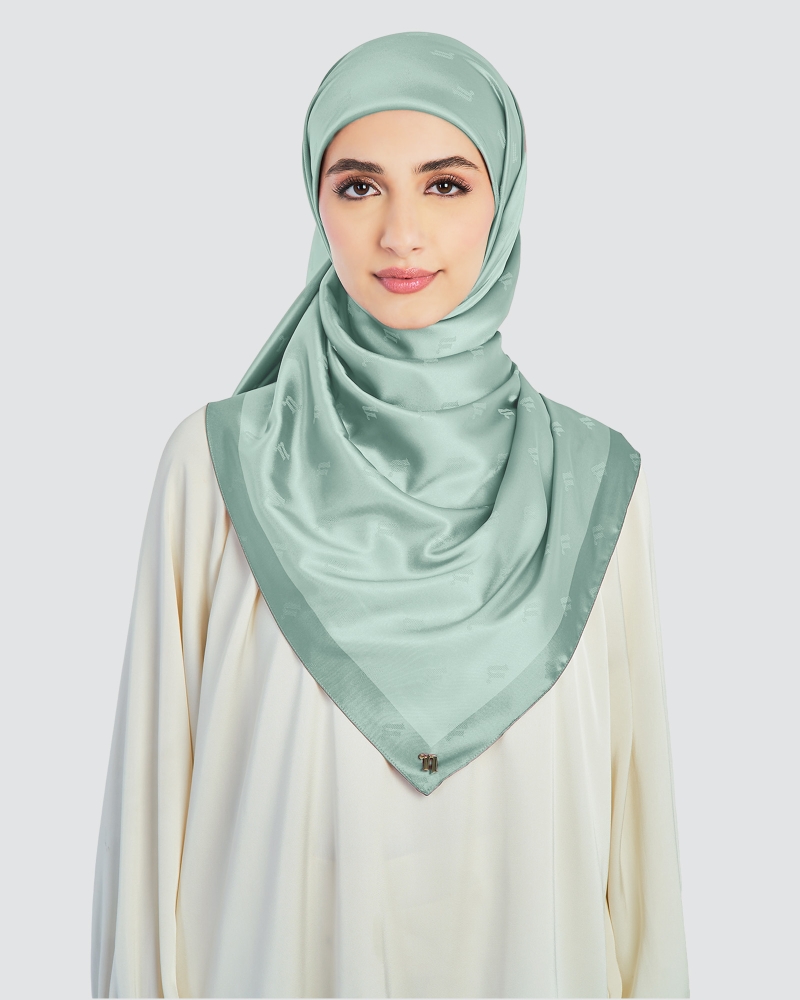 MODA WOVEN SQUARE - MILKY GREEN