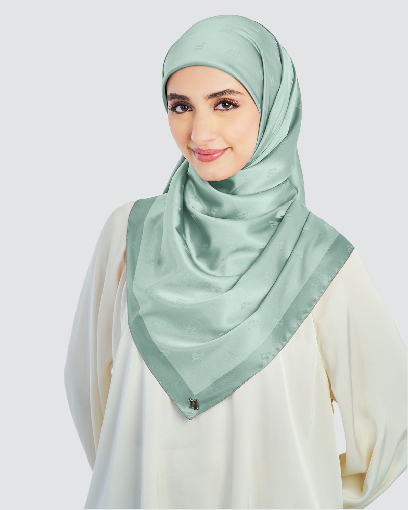 Image of MODA WOVEN SQUARE - MILKY GREEN