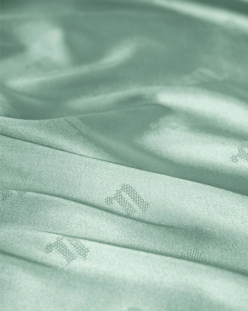 Image of MODA WOVEN SQUARE - MILKY GREEN
