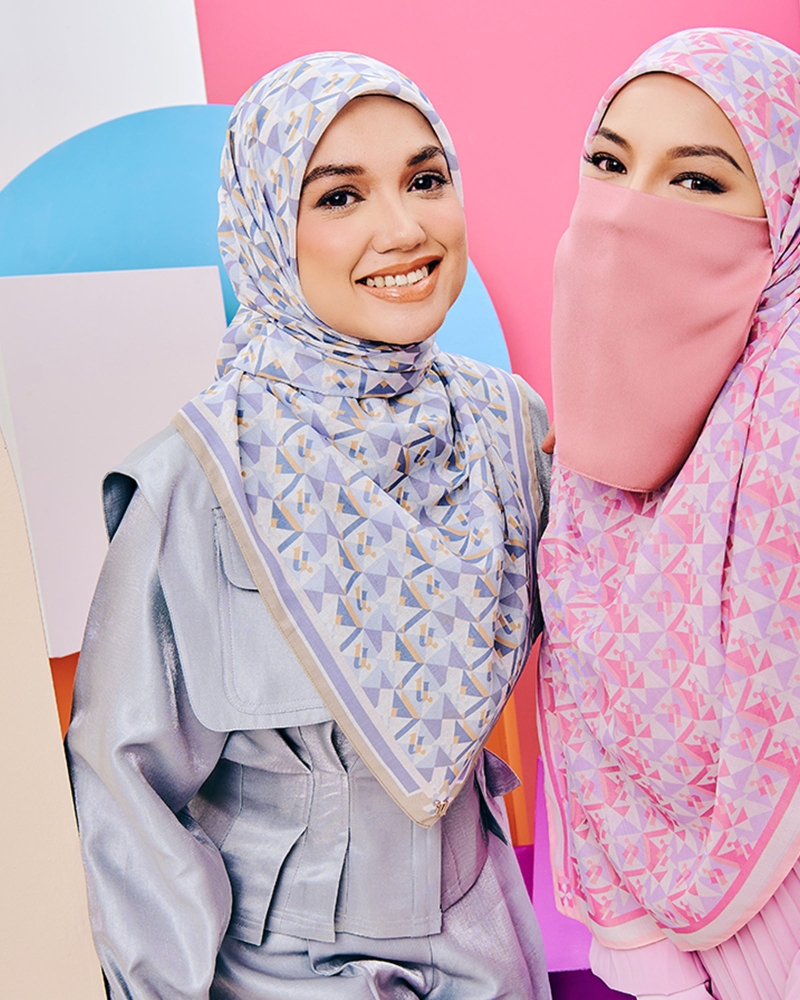 Image of MONOGRAM ORIGAMI SQUARE - BASIL