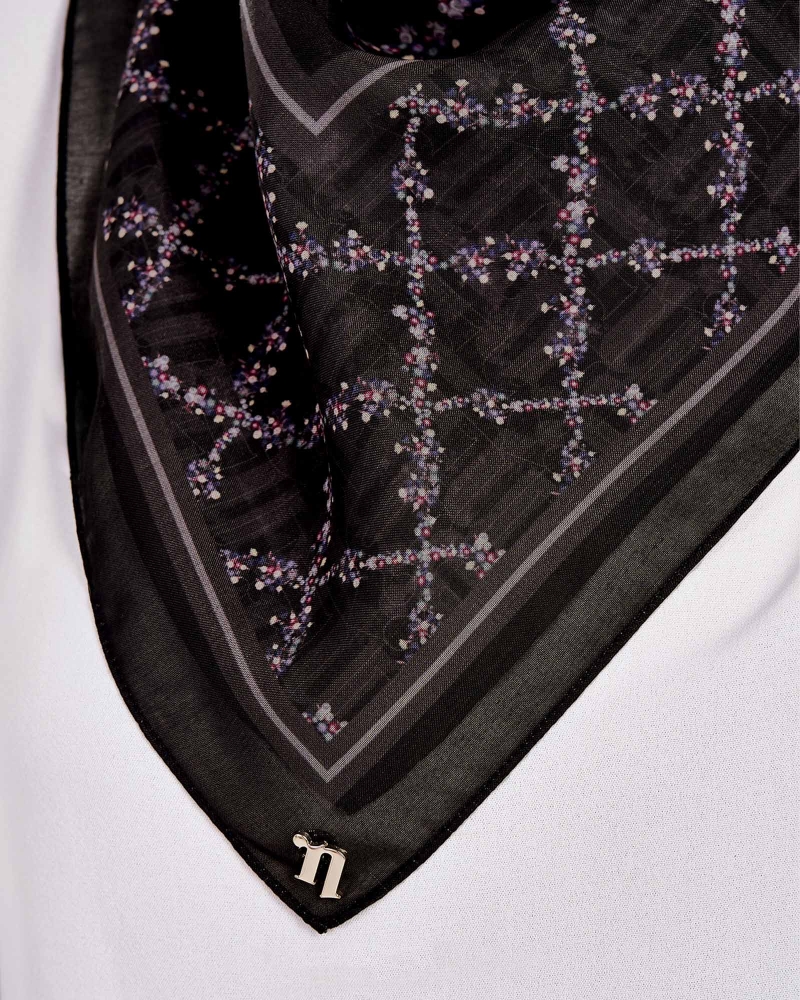 Image of MONOGRAM TRELLIS SQUARE - BLACK