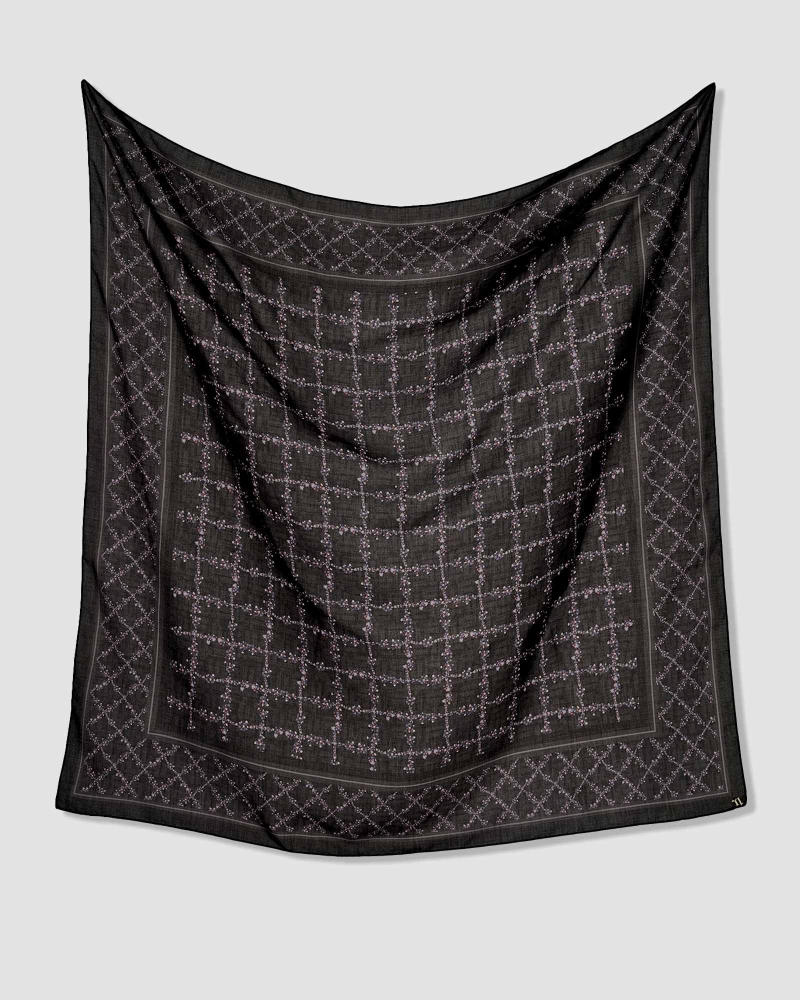 Image of MONOGRAM TRELLIS SQUARE - BLACK
