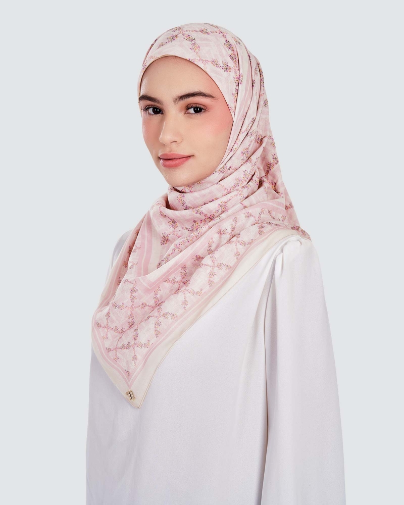 Image of MONOGRAM TRELLIS SQUARE - BLOSSOM