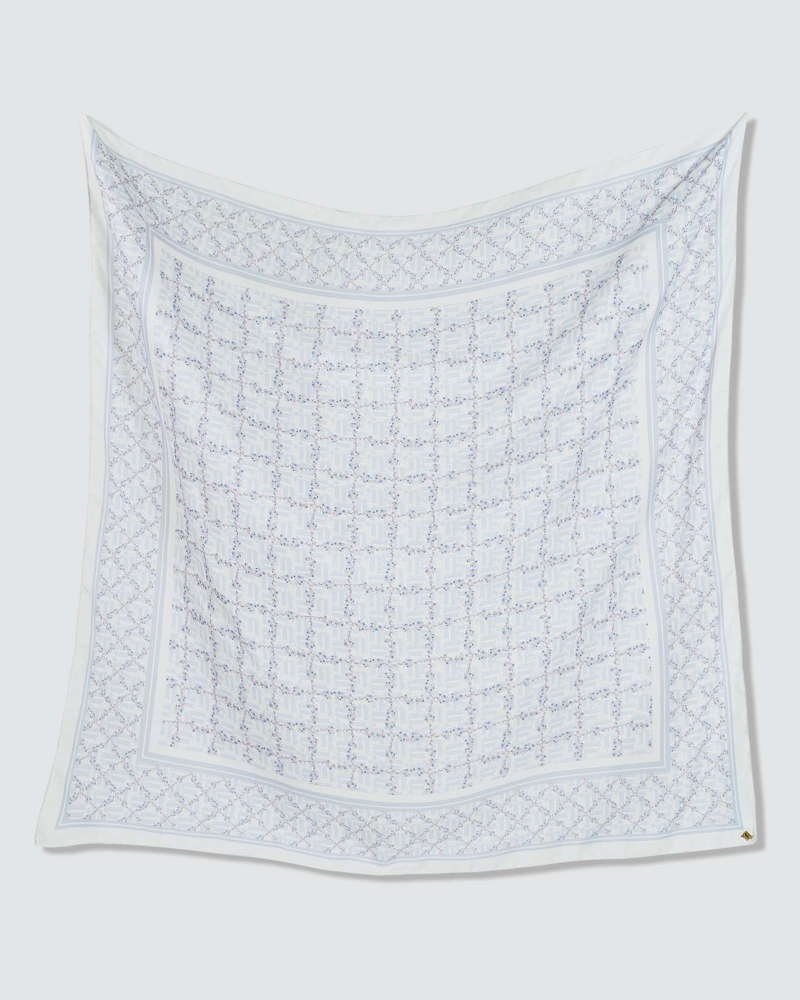 Image of MONOGRAM TRELLIS SQUARE - SKY