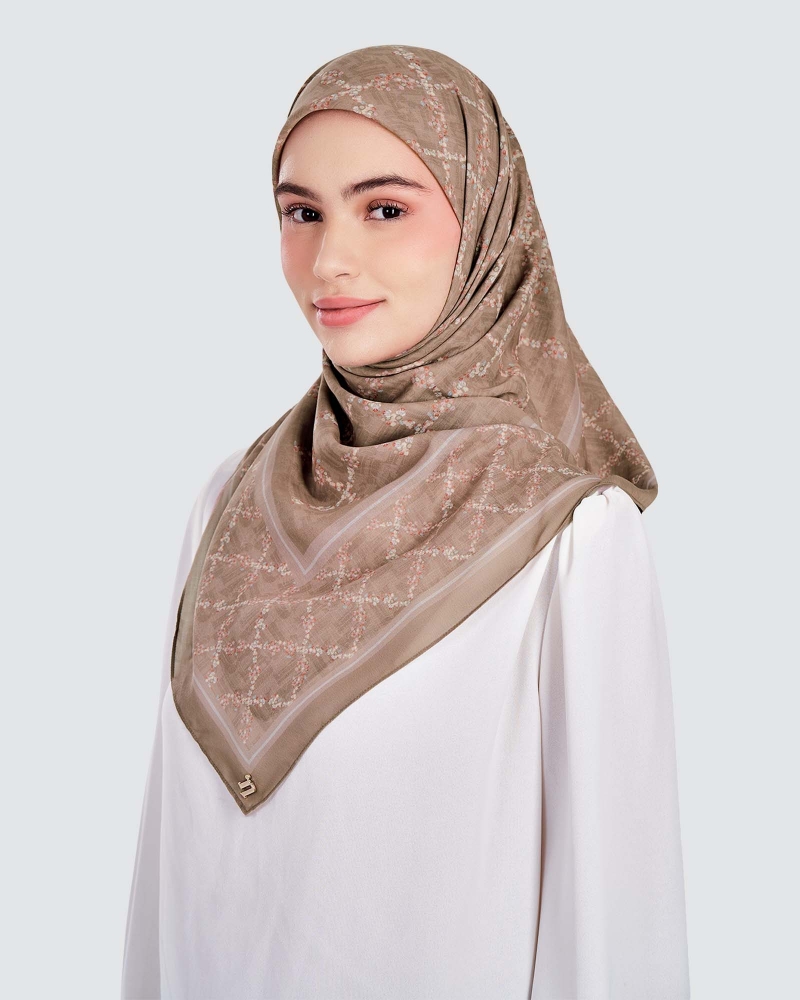 Image of MONOGRAM TRELLIS SQUARE - TRUFFLE