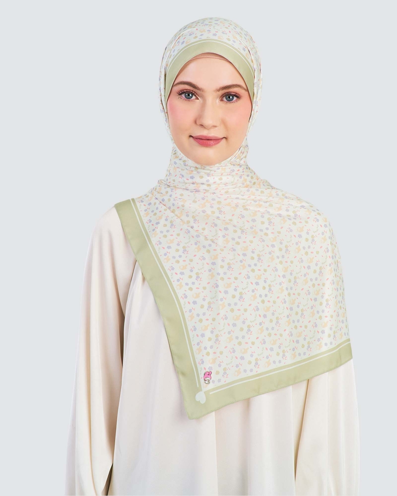 Image of MY MELODY X NAELOFAR SHAWL - LEMONADE