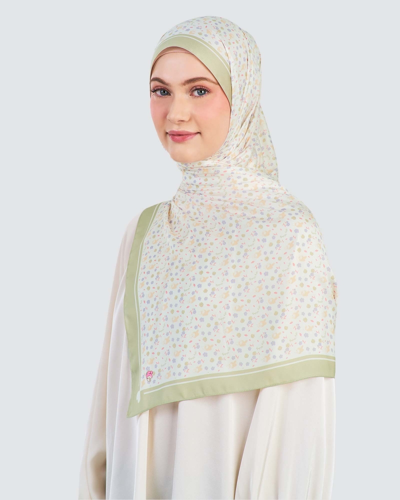 Image of MY MELODY X NAELOFAR SHAWL - LEMONADE